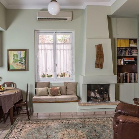 Elly'S House In Athens Appartement Buitenkant foto
