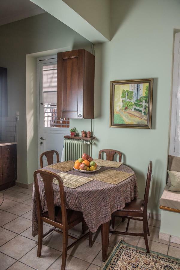 Elly'S House In Athens Appartement Buitenkant foto
